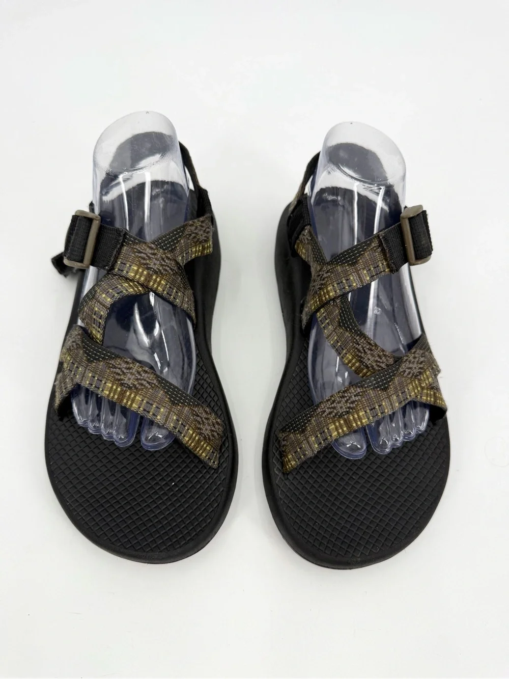Chacos Sandals Mens 9 Z1 Adjustable Strap Hiking Rugged Open Toe Outdoors READ